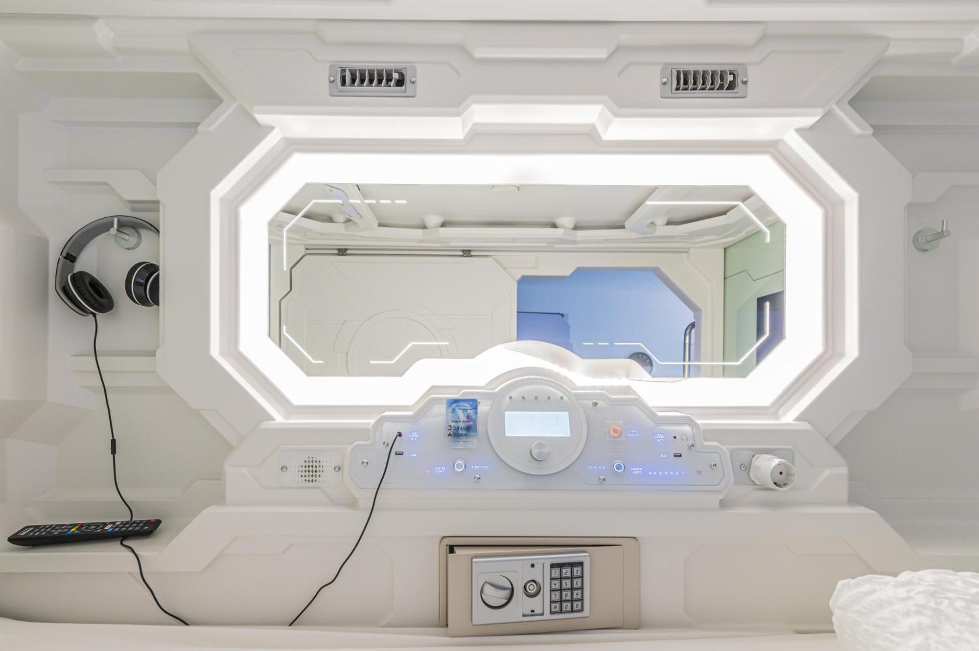 Space - Downtown Vienna