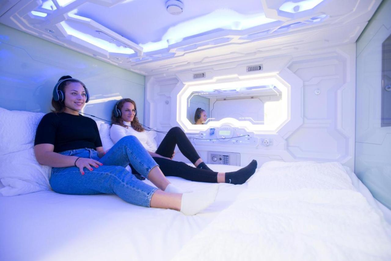 Capsule hotel Space - Downtown Vienna